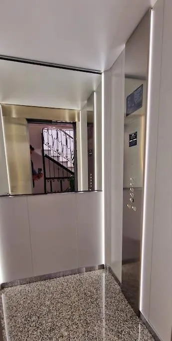 Apartamento Con Terraza Marbella